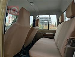 Toyota Land Cruiser 70 Pickup